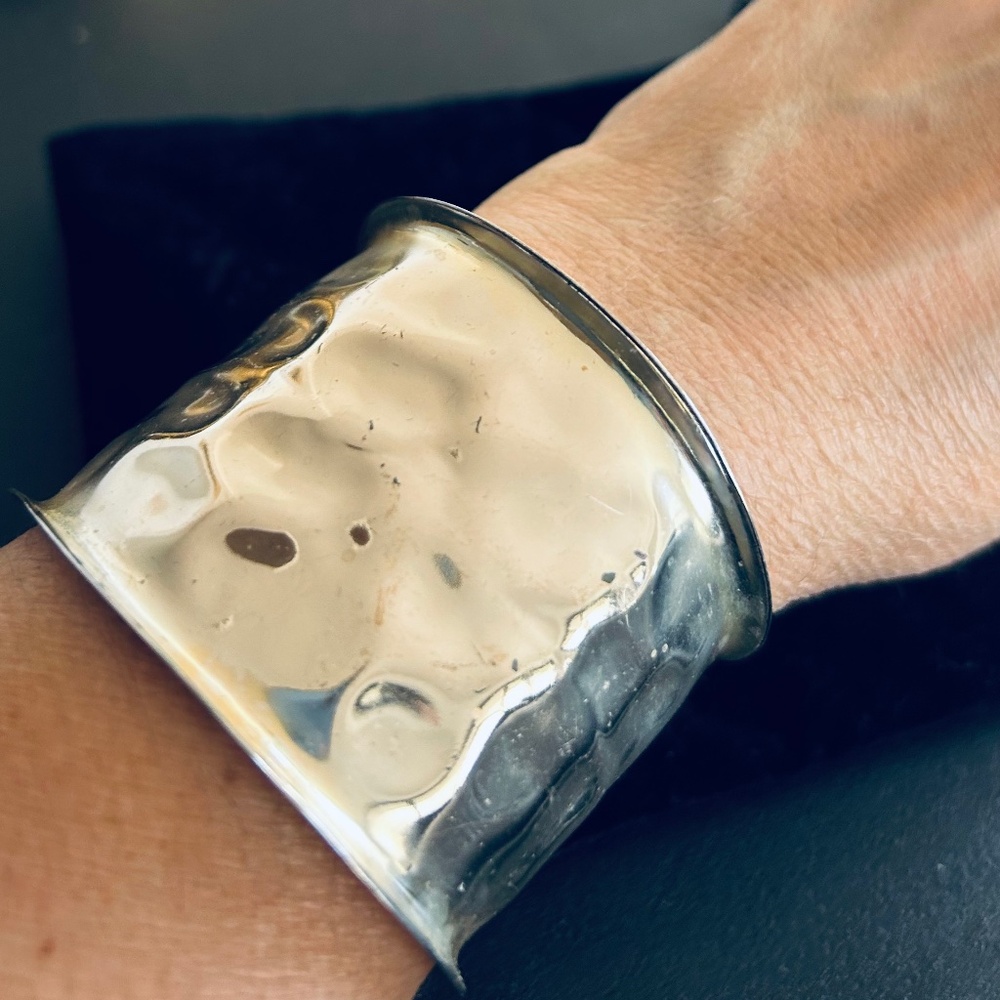 GREAT SILVER CUFF BRACELET
